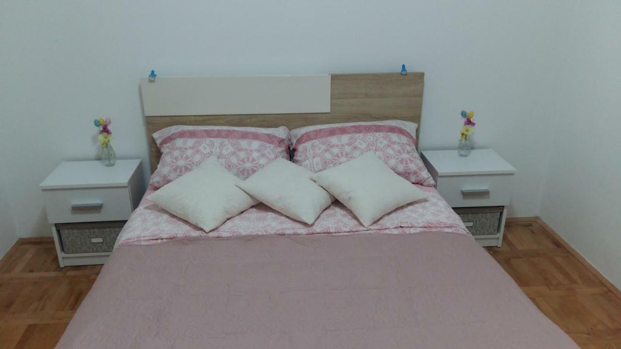 Apartment Ilina Vodice Buitenkant foto