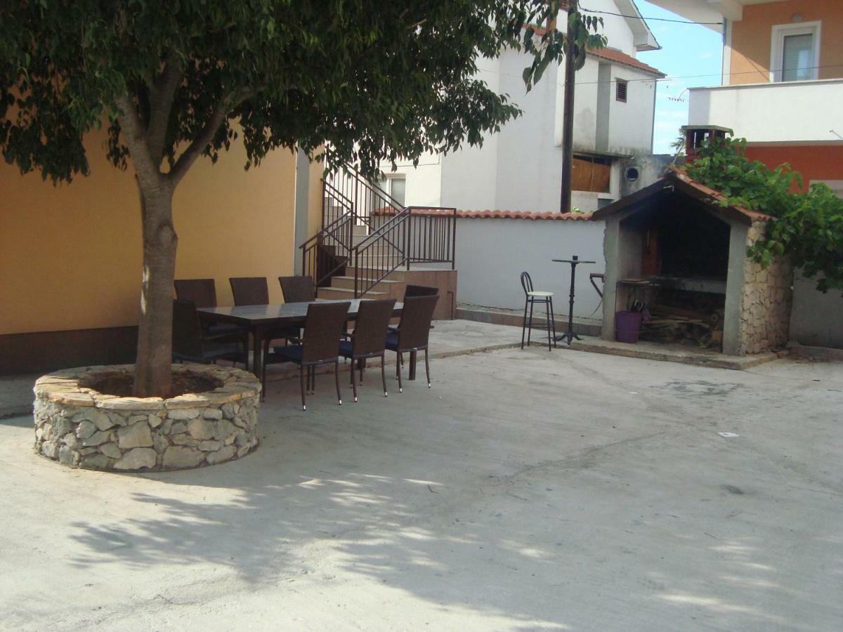 Apartment Ilina Vodice Buitenkant foto