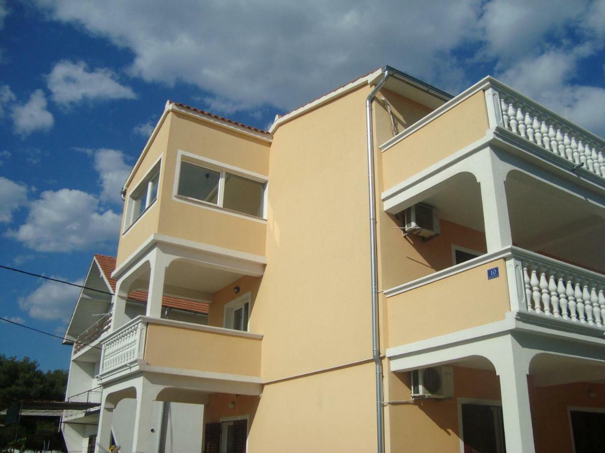 Apartment Ilina Vodice Buitenkant foto